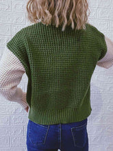 Load image into Gallery viewer, Cable-Knit Contrast Zip-Up Cardigan
