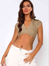 Load image into Gallery viewer, Johnny Collar Cropped Top
