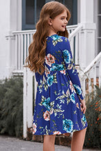 Load image into Gallery viewer, Girls Floral Long Sleeve Dress with Pockets
