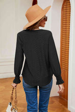 Load image into Gallery viewer, Contrast Flounce Sleeve Blouse
