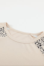 Load image into Gallery viewer, Leopard Raglan Sleeve Top
