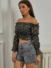 Load image into Gallery viewer, Printed Ruffle Hem Cropped Top
