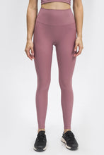 Load image into Gallery viewer, Seamless Wide Band Waist Sports Leggings
