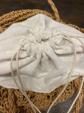 Load image into Gallery viewer, PATTEREND STRAW TOTE BAG
