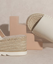Load image into Gallery viewer, OASIS SOCIETY Ivy   Espadrille Platform Slide
