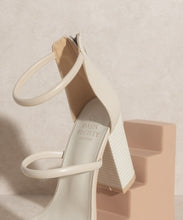 Load image into Gallery viewer, OASIS SOCIETY Taylor   Minimalist Strappy Heel
