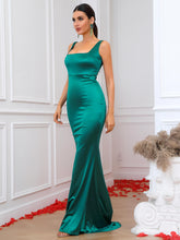 Load image into Gallery viewer, Sleeveless Square Neck Satin Dress with Train
