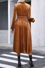 Load image into Gallery viewer, Surplice Balloon Sleeve Smocked Midi Dress
