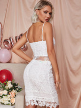 Load image into Gallery viewer, Spaghetti Strap Zip-Back Lace Dress
