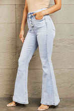 Load image into Gallery viewer, BAYEAS High Waisted Button Fly Flare Jeans
