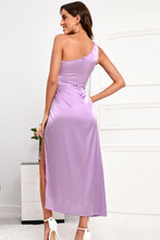 Load image into Gallery viewer, Ruched One-Shoulder Cutout Split Dress
