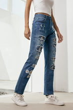 Load image into Gallery viewer, Printed Patch Distressed Boyfriend Jeans
