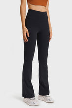 Load image into Gallery viewer, Elastic Waist Flare Yoga Pants
