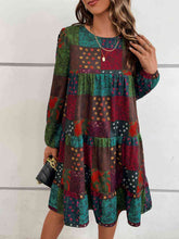 Load image into Gallery viewer, Patchwork Round Neck Long Sleeve Dress
