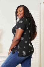 Load image into Gallery viewer, Double Take Dandelion Print Round Neck T-Shirt
