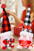 Load image into Gallery viewer, Valentine&#39;s Day Plaid Pointed Hat Gnome
