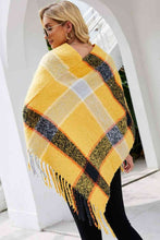 Load image into Gallery viewer, Plaid Fringe Detail Poncho
