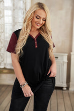 Load image into Gallery viewer, Plus Size Contrast Twisted Henley Tee
