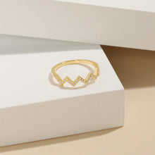 Load image into Gallery viewer, Wave Shape 925 Sterling Silver Ring
