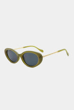 Load image into Gallery viewer, Polycarbonate Frame Cat-Eye Sunglasses
