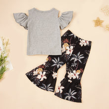 Load image into Gallery viewer, HELLO SUMMER Graphic Top and Floral Flare Pants Set
