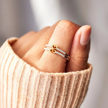 Load image into Gallery viewer, Zircon 925 Sterling Silver Heart Shape Ring
