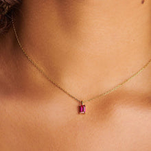 Load image into Gallery viewer, Titanium Steel Inlaid Zircon Pendant Necklace
