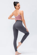 Load image into Gallery viewer, Contrast Crisscross Strap Sports Bra
