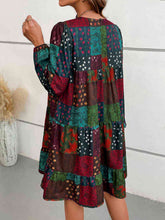 Load image into Gallery viewer, Patchwork Round Neck Long Sleeve Dress
