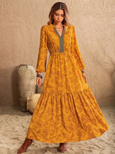 Load image into Gallery viewer, Printed Notched Balloon Sleeve Dress
