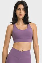 Load image into Gallery viewer, Breathable Crisscross Back Sports Bra
