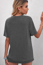 Load image into Gallery viewer, Be Kind Graphic T-Shirt
