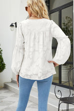 Load image into Gallery viewer, Applique Frill Trim Gathered Detail Blouse
