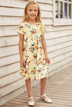 Load image into Gallery viewer, Girls Floral Round Neck Short Sleeve Dress with Pockets
