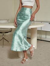 Load image into Gallery viewer, Floral Side Zipper Satin Midi Skirt
