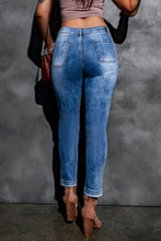 Load image into Gallery viewer, Button Fly Center Seam High Rise Jeans
