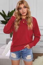 Load image into Gallery viewer, Round Neck Raglan Sleeve Exposed Seam Sweatshirt
