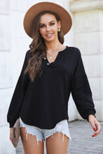 Load image into Gallery viewer, Button Detail Curved Hem Top
