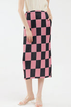 Load image into Gallery viewer, Checkerboard Accordion Pleated Midi Skirt
