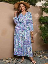 Load image into Gallery viewer, Plus Size Printed Long Sleeve Maxi Dress
