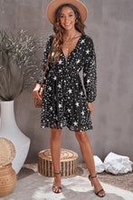 Load image into Gallery viewer, Star Pattern Surplice Dress
