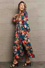 Load image into Gallery viewer, Printed Deep V Slit Pleated Dress
