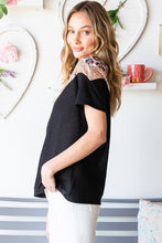 Load image into Gallery viewer, Leopard Chevron Round Neck Top

