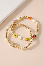 Load image into Gallery viewer, Smile Flower Bracelet Set
