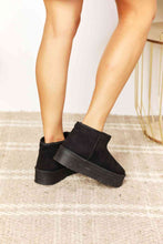 Load image into Gallery viewer, Legend Women&#39;s Fleece Lined Chunky Platform Mini Boots
