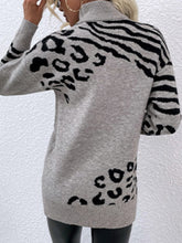 Load image into Gallery viewer, Animal Print Turtleneck Sweater
