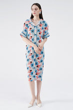 Load image into Gallery viewer, Floral Pleated Tie Waist Shirt Dress
