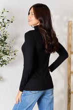 Load image into Gallery viewer, BOMBOM Turtleneck Long Sleeve Blouse
