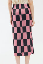 Load image into Gallery viewer, Checkerboard Accordion Pleated Midi Skirt
