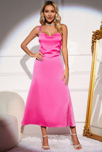 Load image into Gallery viewer, Backless Sleeveless Midi Dress
